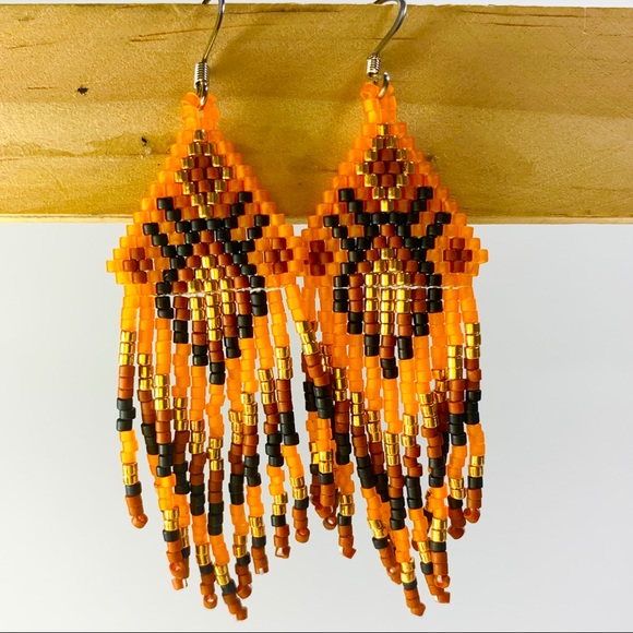 Handmade fringe seed beads boho earrings - Picture 3 of 3